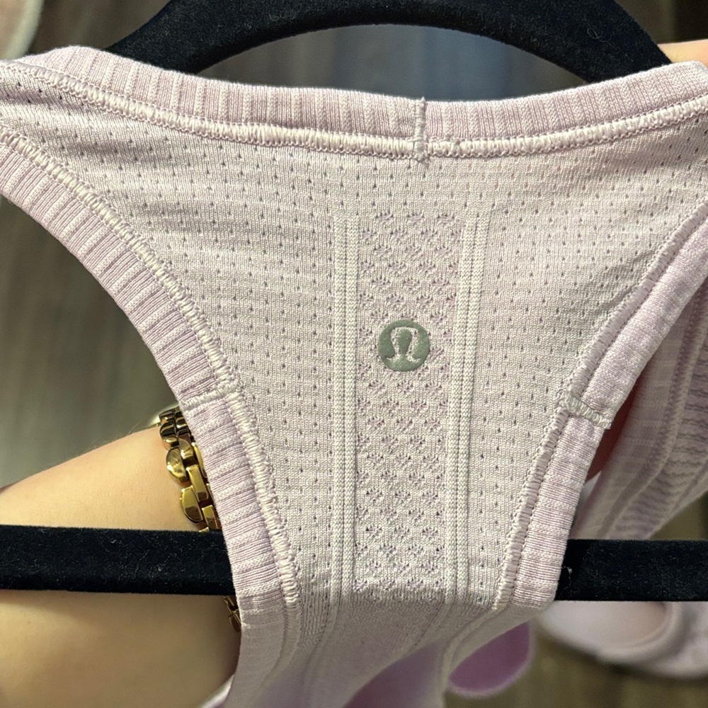 Lululemon Swiftly Tech Racerback Size 6 Lilac Quartz - Picture 2 of 9